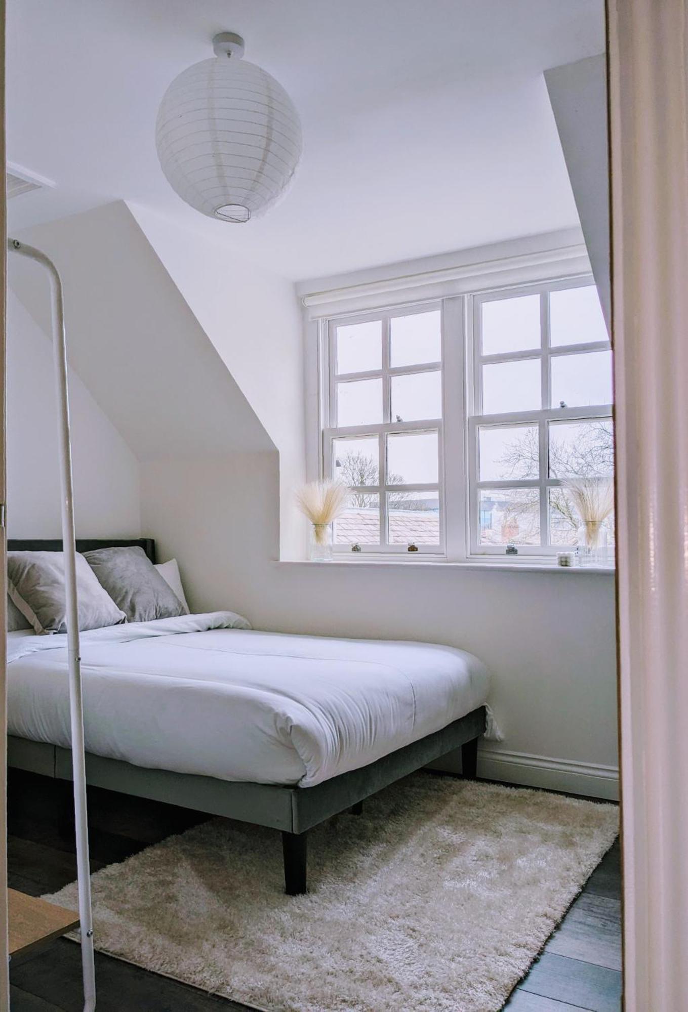 Sterling Stylish 2 Bedroom Central Modern Apartment Darlington  Exterior photo